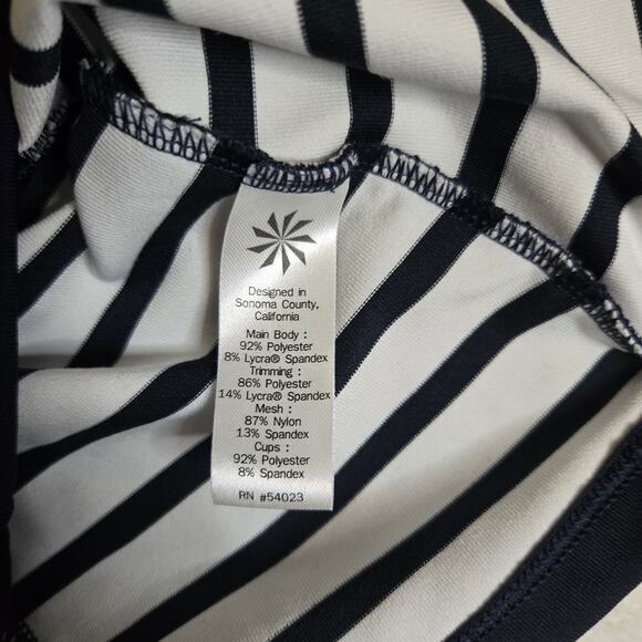 Athleta Tank Top Sleeveless Shirt Racerback Built in Bra womens small 0707 - Picture 4 of 9